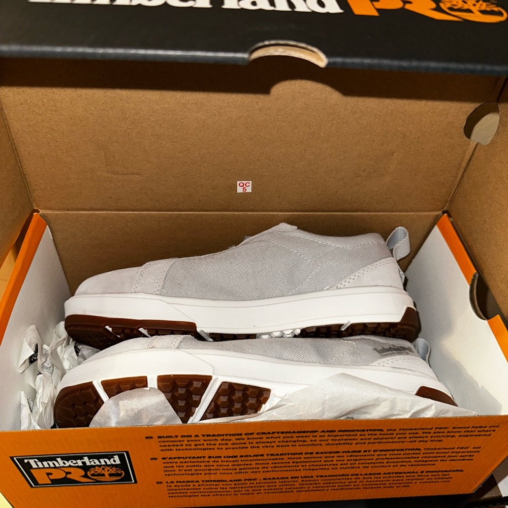 Timberlands - Picture 2 of 6